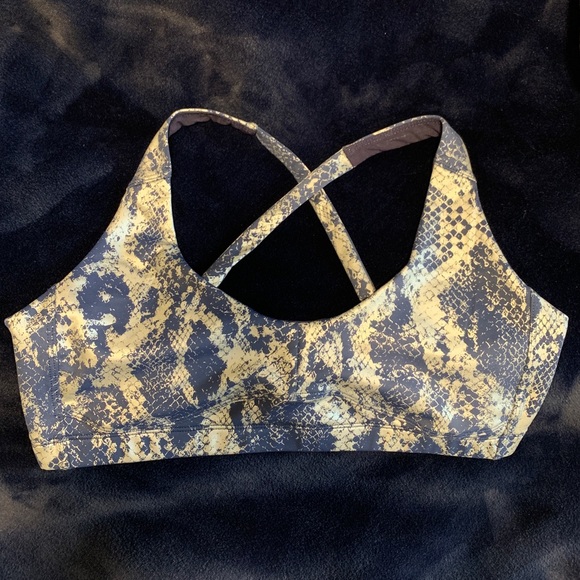 Carbon38 Metallic Snake Contour Crossback Bra - Picture 5 of 6